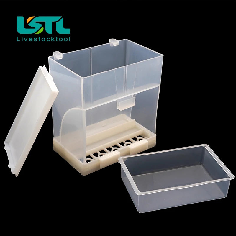 1 Pcs Automatic Bird Feeder Pet Bird Container 250/400g